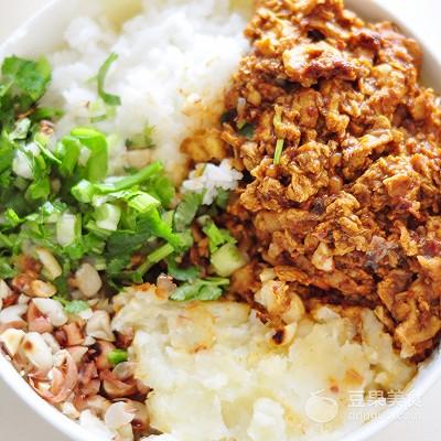 东北大饭包什么菜（小砖头UP东北美食）(23)