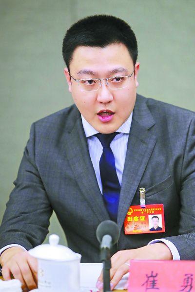 崔勇代表宋慰祖委员张景华委员以亲身经历履职新时代,用提案建议保护