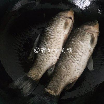 鲫鱼萝卜汤白的最正宗做法（这么美味的鲫鱼萝卜汤都没吃过）(5)