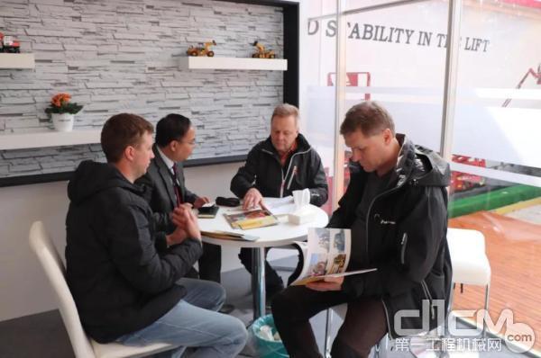 潍柴工程宝马展