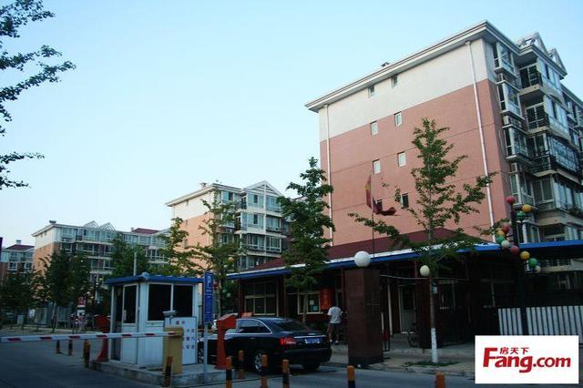 北京联合大学生物化学工程学院吕家营住宅小区vs黄寺大街后十八里店乡