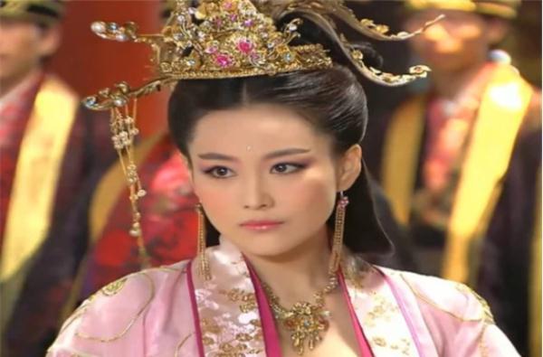 苏妲己的扮演者都是谁（苏妲己的扮演者2016）