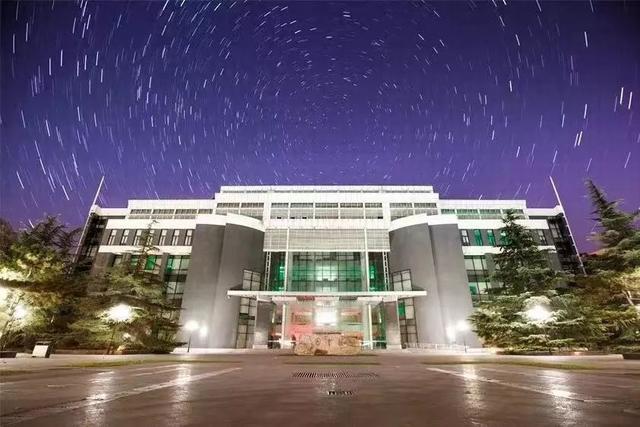 北京邮电大学图书馆