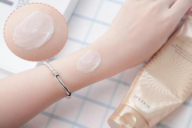 透真身体乳套装测评