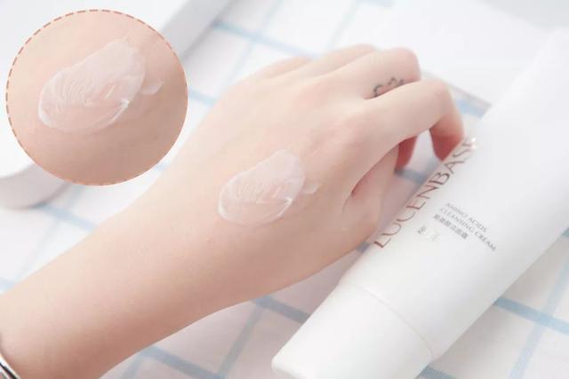 透真身体乳套装测评