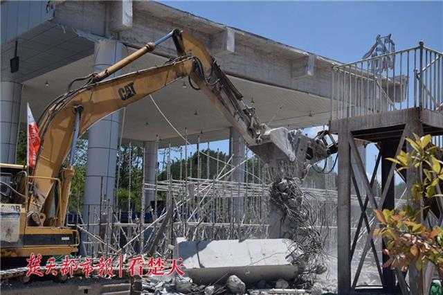 立柱破碎机怎样更换轴承的简单介绍