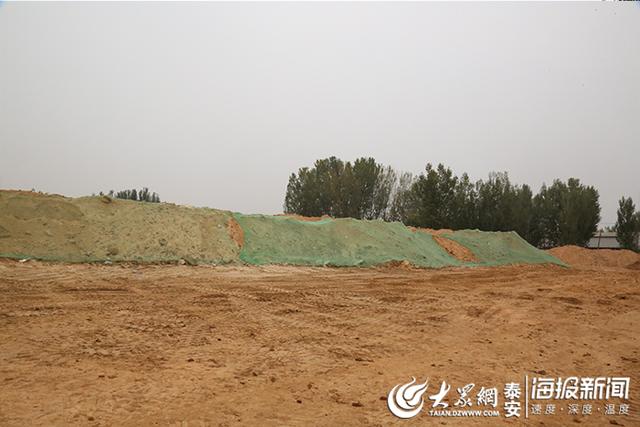 新泰轮式洗砂机