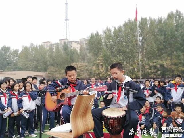 小舞台菏泽牡丹区第二十二中学课间才艺小菏泽一中校花照片