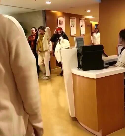 何雯娜大肚照（何雯娜大肚子视频）