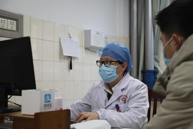 40歲掉牙是什么原因(40歲掉牙是什么原因造成的)