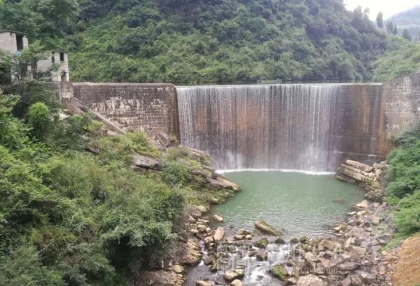 龙门峡谷