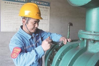 邵阳履带式移动破碎机的简单介绍