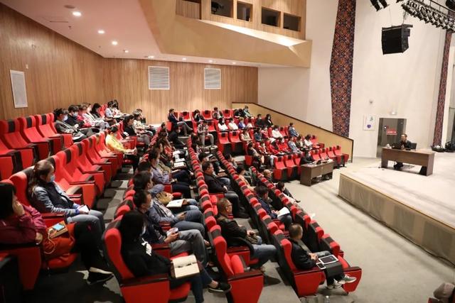 人体工程学与陈列展