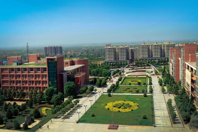 西安工程大学时装设计展