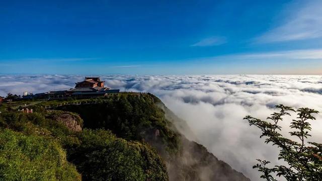 峨眉山风景图片