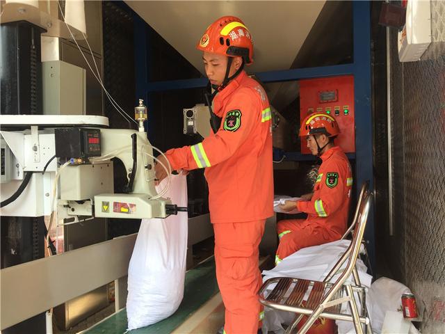 砂石装袋机模块箱