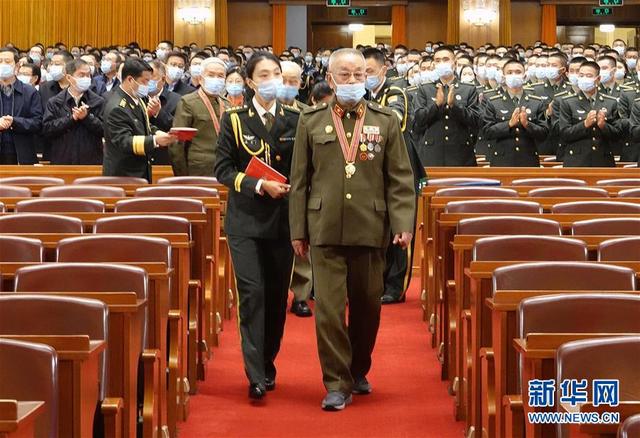 巴彦淖尔沙场洗砂机报价_集宁6105沙场用柴油机