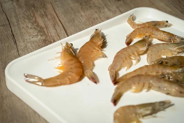 螺旋洗砂机出料洗不干净带水