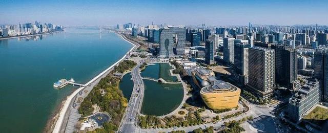 海康威视工程用摄像头图片展