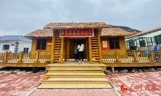 关于青海双排轮斗洗砂机厂家的信息