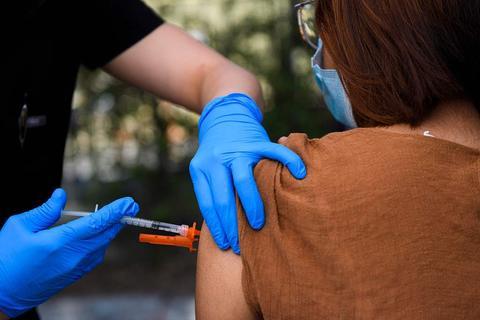 澳大利亚一州40多名警察未遵守新冠疫苗接种规定 面临解雇