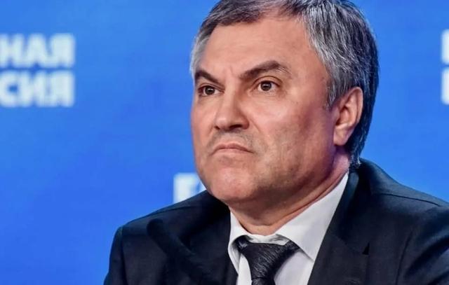 沉寂三年我成了亿万富豪txt（沉寂三年我成了亿万富豪txt下载）