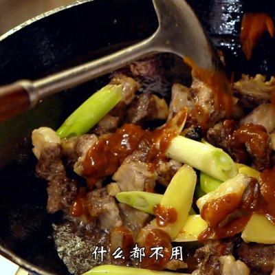 土豆烧牛肉的做法