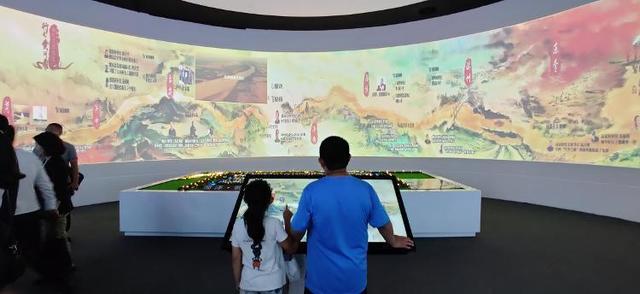小康工程展省博物馆
