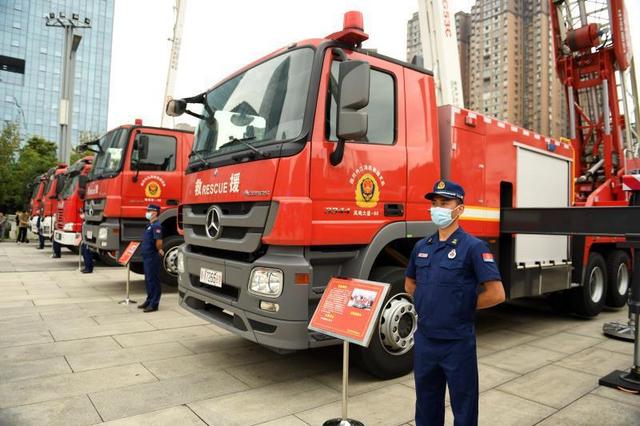 内江组建了42支市级应急救援队伍。
