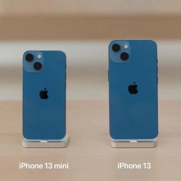 苹果13有什么颜色iphone13远峰蓝色和金色对比