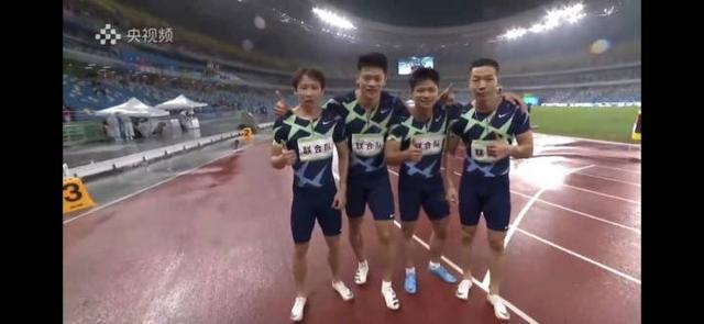 蘇炳添謝震業(yè)湯星強吳智強四人奪冠（謝震業(yè)、蘇炳添攜手奧運聯(lián)隊，奪得男子4×100米接力金牌）
