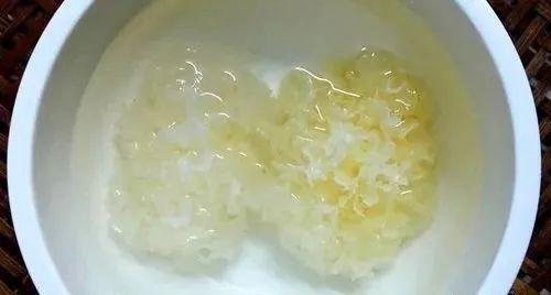 秋天巧吃“十白”，吃出一颗“黄金肺”，无论老少必须养好此处