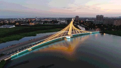 6205345905_d59a564256-160x160