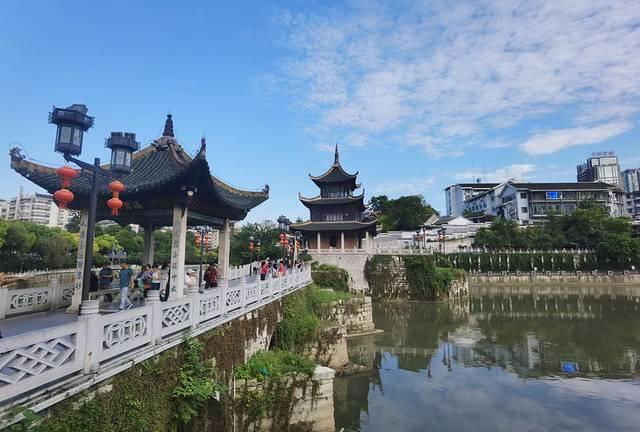 安顺鹅卵石破碎制砂机哪家好