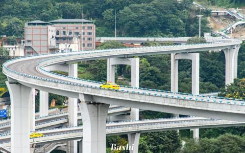 重庆网红地铁？重庆地铁视频抖音