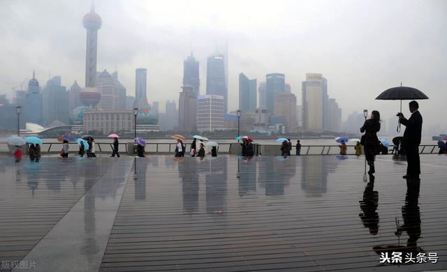 下雨天的朋友圈