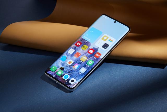 双十一手机选择指南：目前这 10 款手机口碑比较好