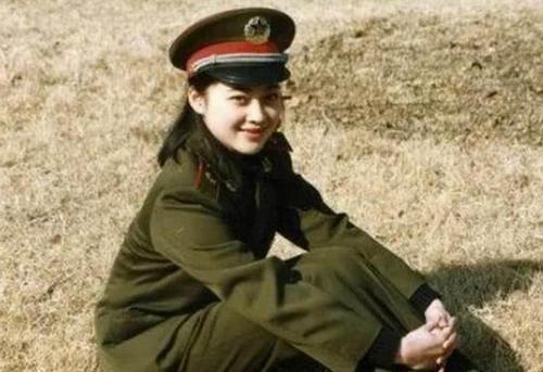 19岁上春晚，22岁就拿影后，梅婷怎么就成章子怡都羡慕的女人？