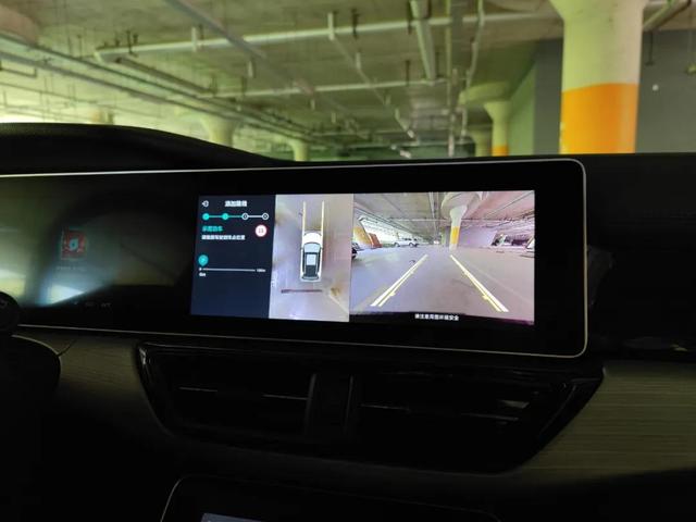 试驾威马W6，比起无人泊车，我们更关注这个功能