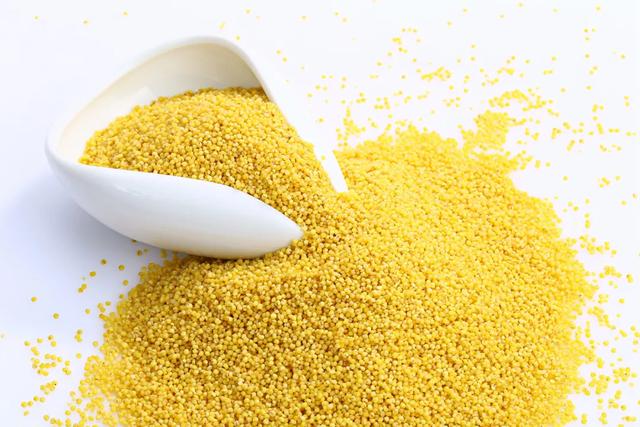 脾虚的人要多吃这“素三宝”，补进去不上火