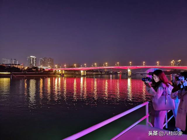广西工程灯光展举行