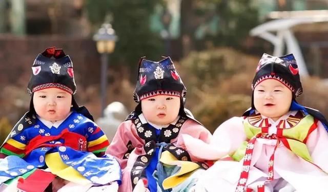 明星爱生多胞胎，盘点那些有名的多胞胎明星家庭