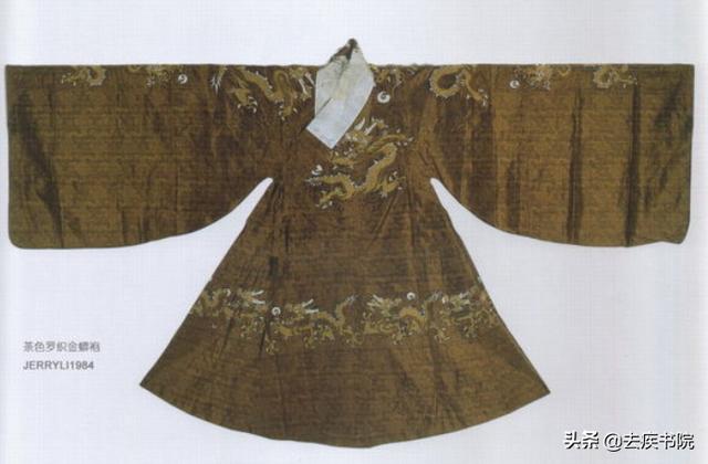 張豐毅《江山紀(jì)》中穿的蟒袍還原歷史？基本還原，但夾雜現(xiàn)代審美