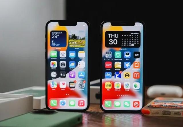 评一评iPhone12 mini——小屏仍有市场！难怪出 13 mini