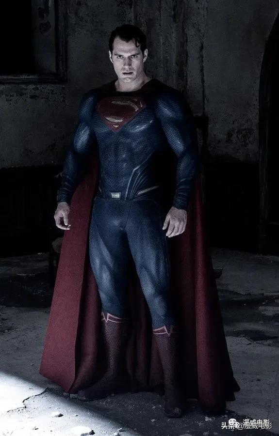 超人前传光头是蝙蝠侠吗（夜魔侠查理考克斯几乎在一部已经被取消的电影中饰演超人）(3)