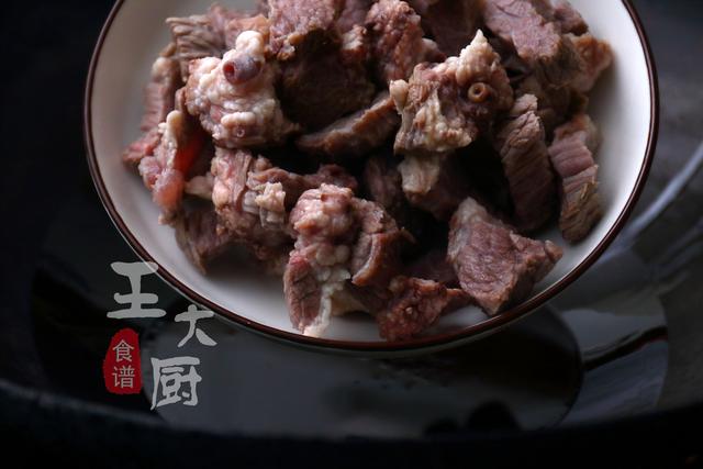 牛肉炖土豆