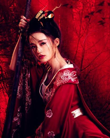 败在石榴裙是什么意思(石榴裙到底什么意思)