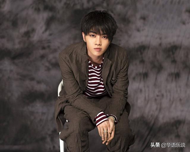 华晨宇多少岁了2020年华晨宇出道前和出道后对比