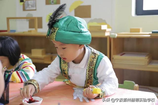 赫德幼儿园联合国日 | 世界那么大，带我去看看