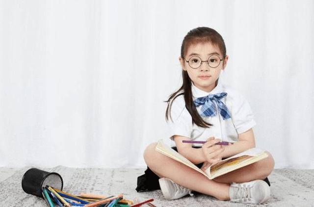 孩子要想走上台前，父母必须退居幕后